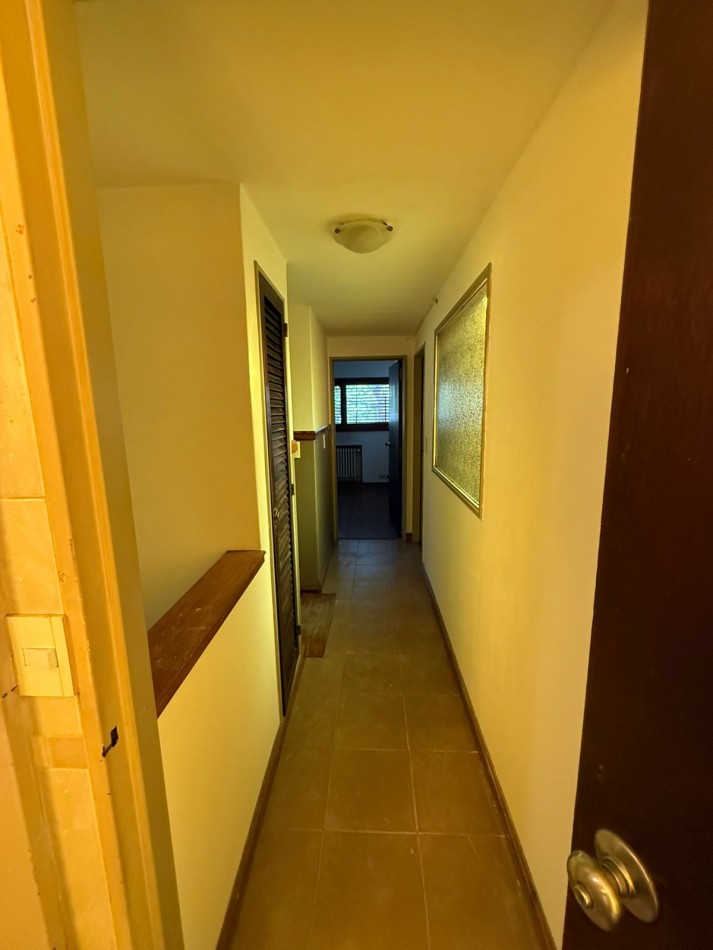 Excelente Casa en Alquiler Frente a Plaza de la Cruz - Quilmes Centro