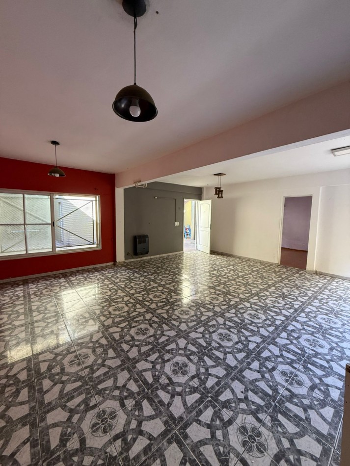 Departamento de 2 Ambientes en Alquiler - Planta Baja con Patio Propio