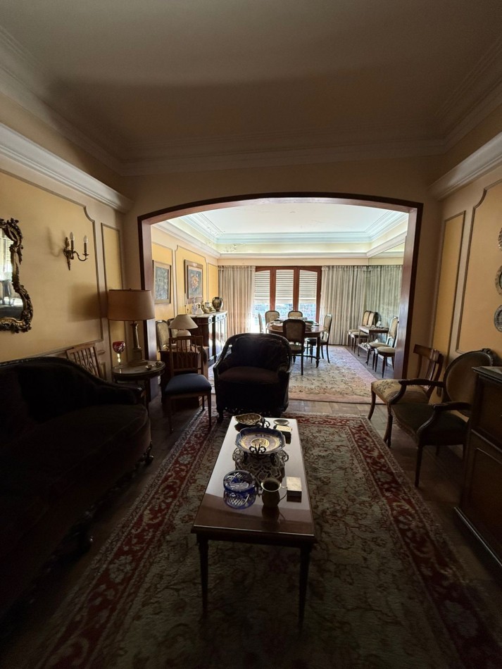Departamento de Categoria en Venta - Se Escuchan Ofertas