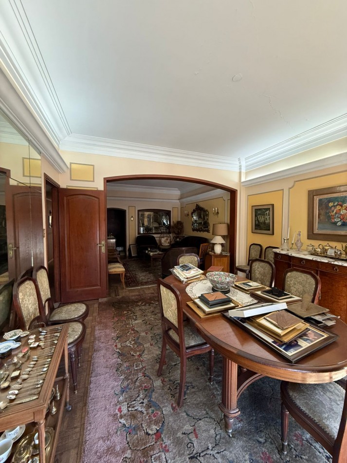 Departamento de Categoria en Venta - Se Escuchan Ofertas