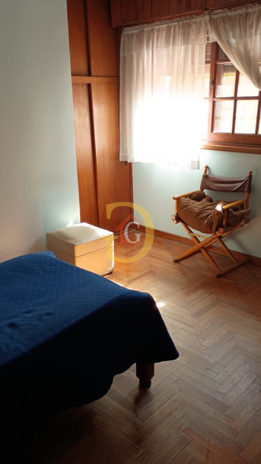 Casa en Bernal - en venta