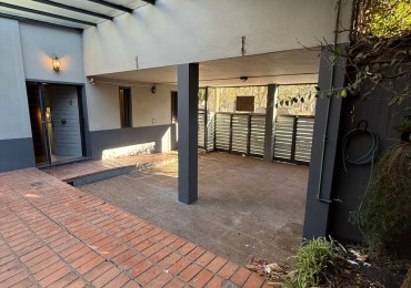 Excelente Casa en Alquiler Frente a Plaza de la Cruz - Quilmes Centro
